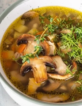 Sopa de champiñones