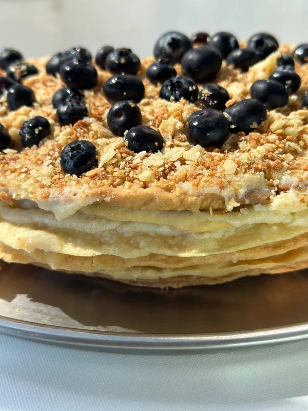 Pastel (Napoleón, de crepas, de miel y otros)